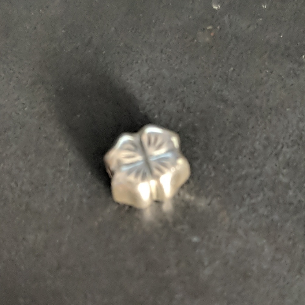 Pandora Four Leaf Clover Charm 790157